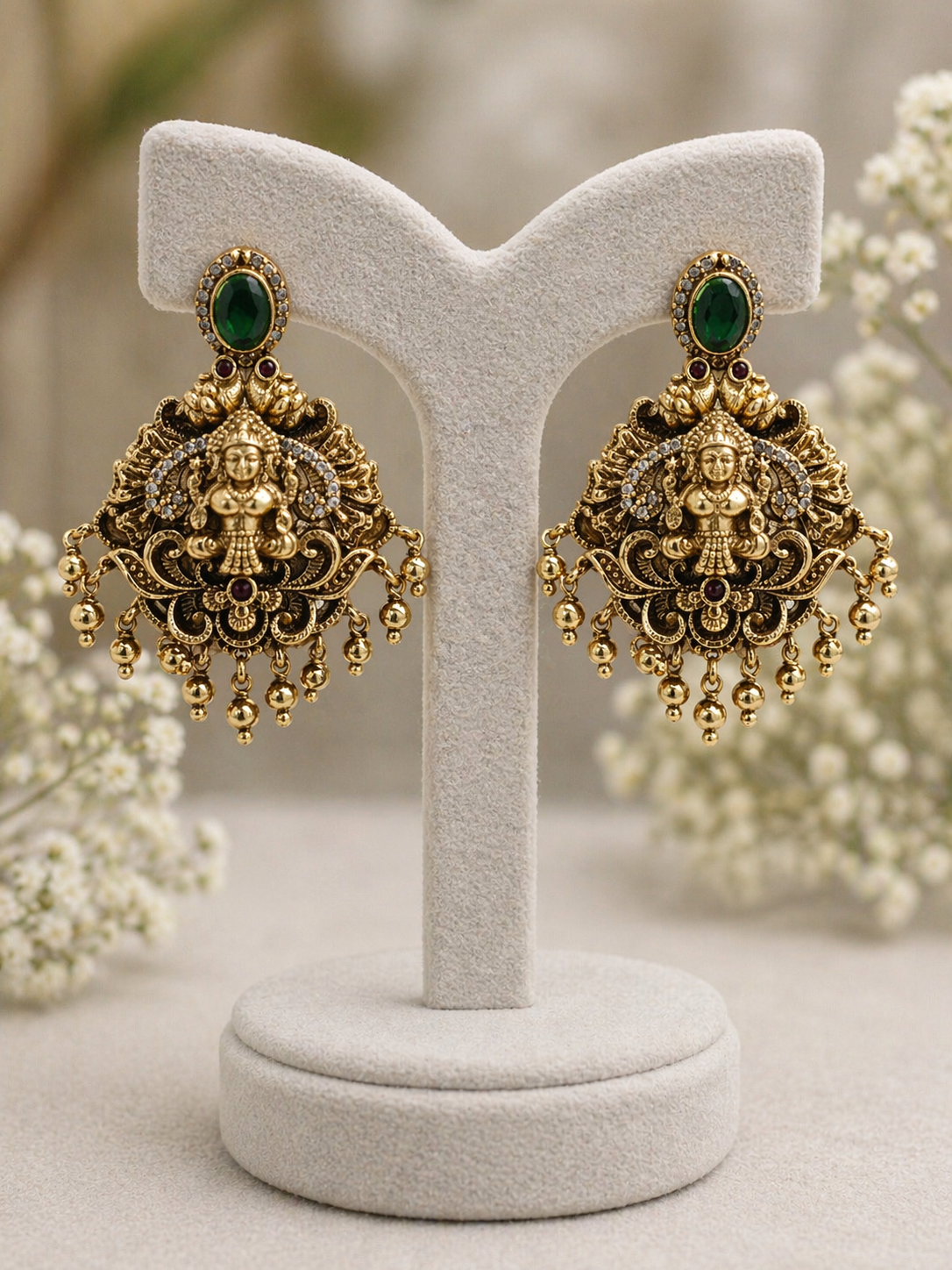 Antique Lakshmi Motif Choker Set-G352600