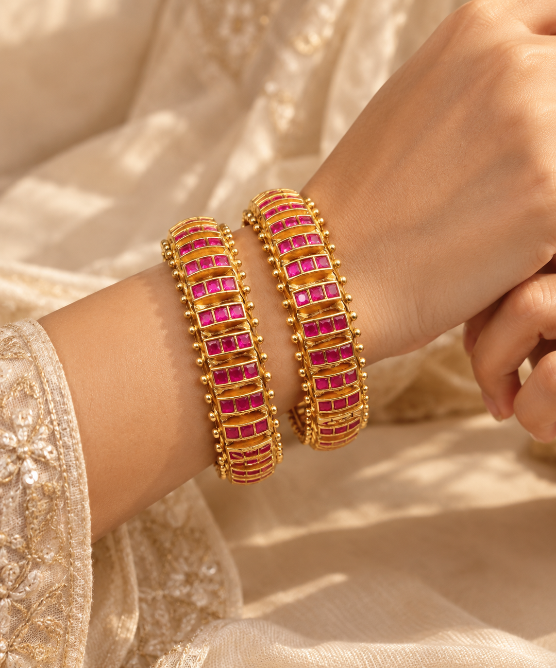 Red Jadau Kundan Bangles(Set of 2)