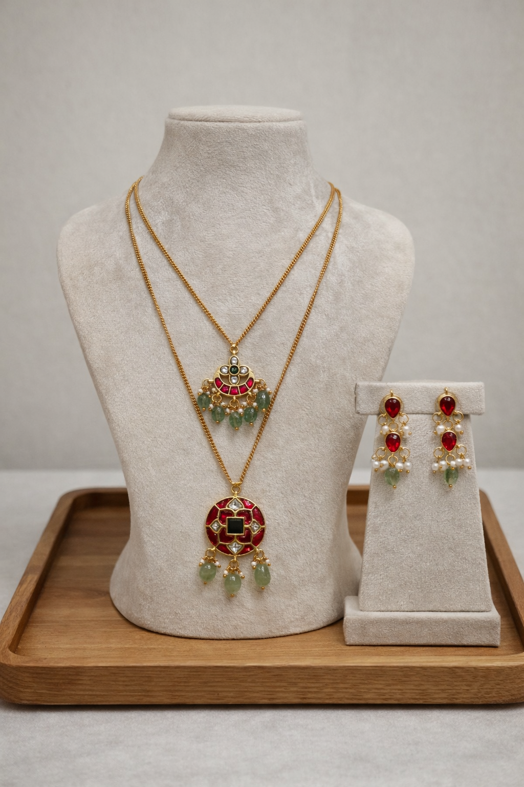 Jadau Kundan Layered Invisible Set