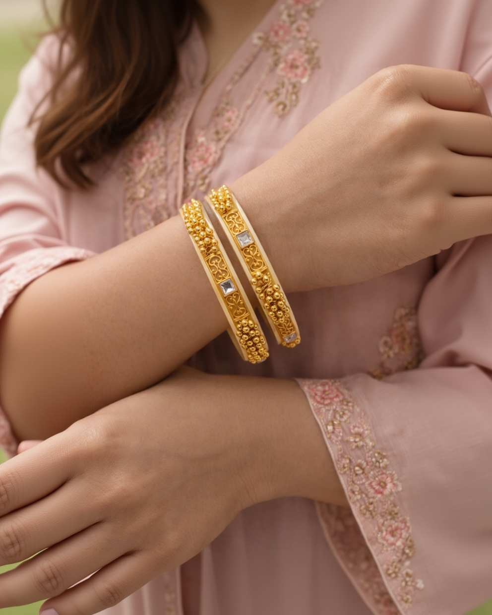 Ivory Gold Traditional Ghungroo Bangle-G351200