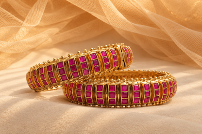 Red Jadau Kundan Bangles(Set of 2)