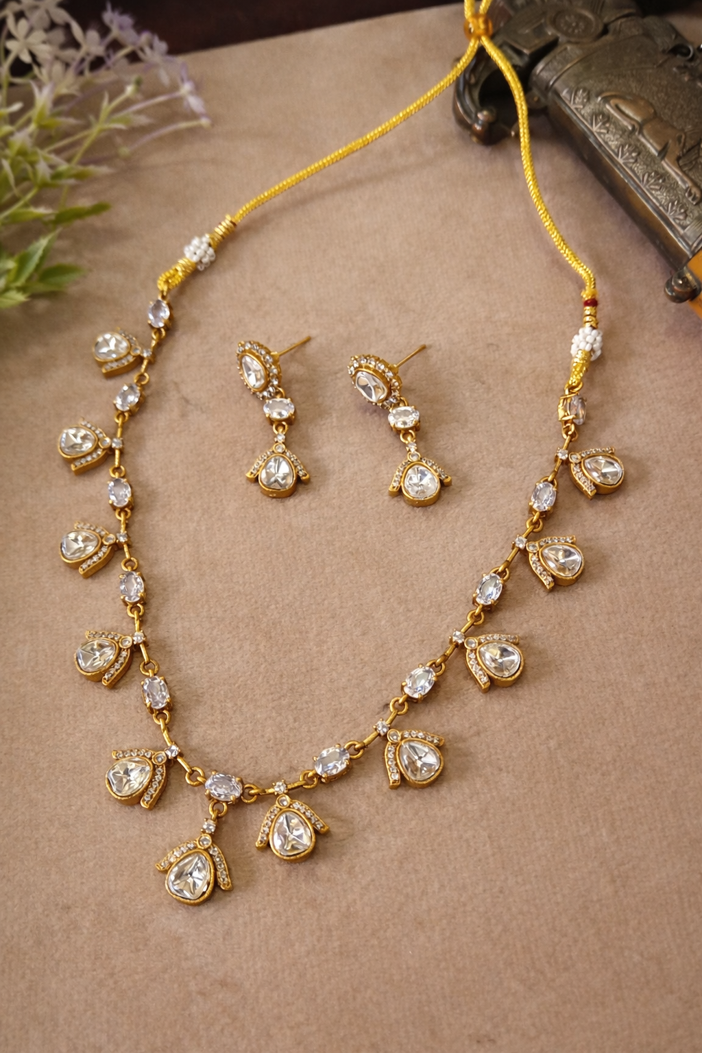 Mossointe Small Necklace set