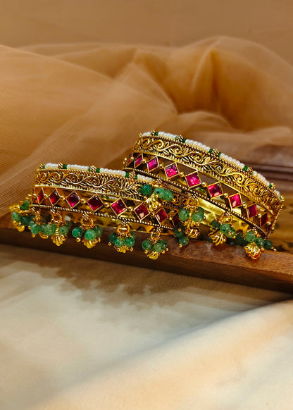 Pachhi Kundan Jadau Bangles(Set of 2)-G7511800