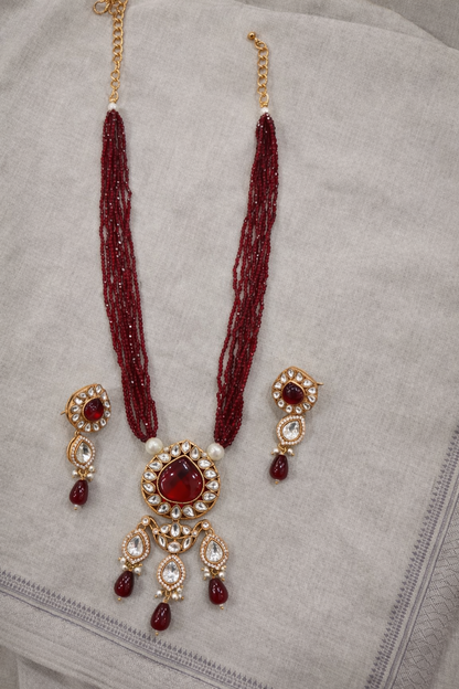 Kundan Polki Onyx Beads Gold Tone Long Pendant Necklace set