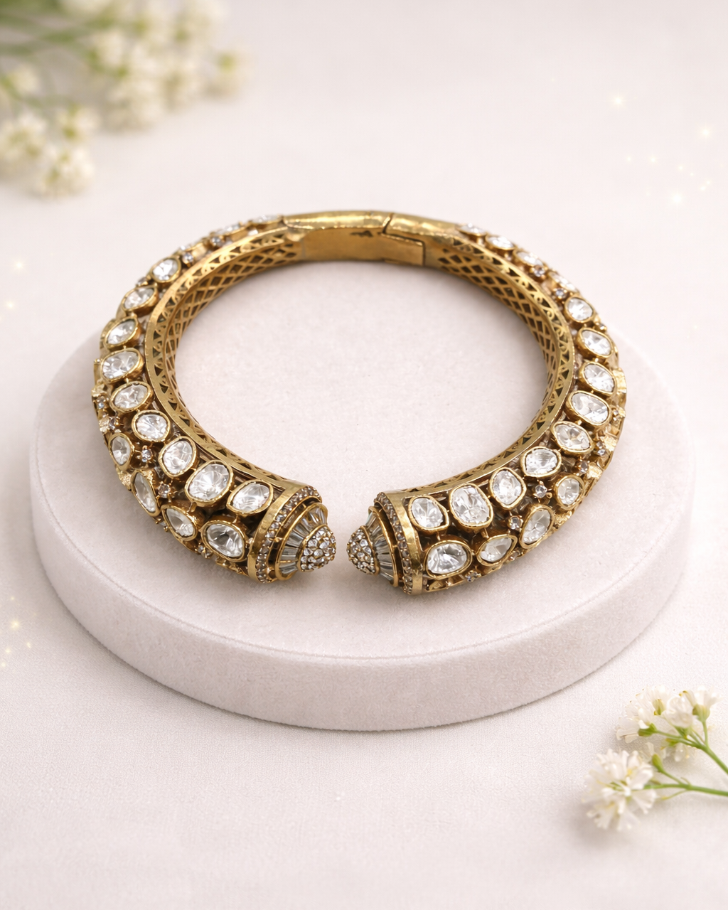 Gold-Finished Ornate Kundan Polki Openable Kada(Free Size)-G354150